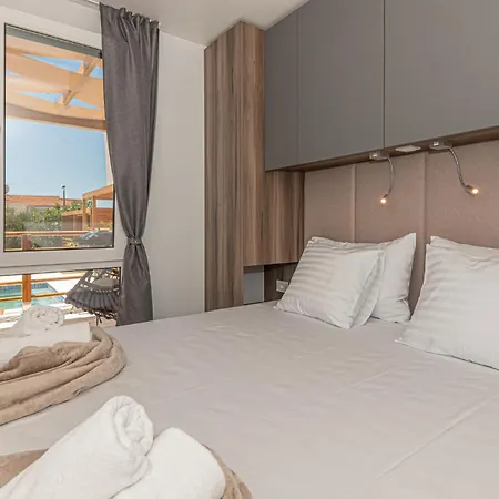 Gorgeous In Feriehus Brodarica (Sibenik-Knin)